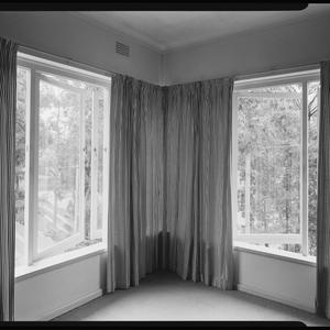 Job no. 0723: Kirsh curtain tracks at Pymble house, February 1954 / photographs by Max Dupain