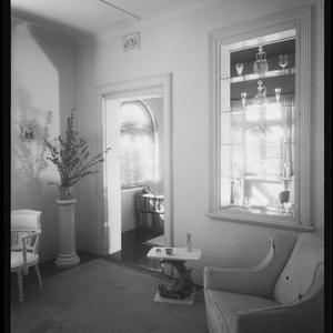 Job no. 2170: Sam Hughes' flat, Elizabeth Bay, ca. 1946...