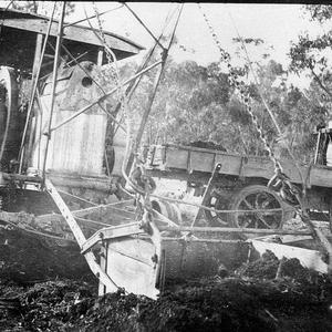 Tank sinking with steam traction engine - Murringo, NSW