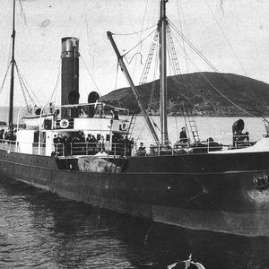 Possibly the SS "Cavanba" - Coffs Harbour, NSW