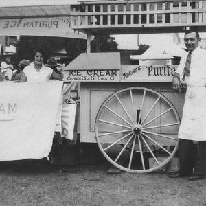 Wright's "Puritan" ice cream cart - Bega, NSW