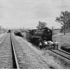 Rail accident and derailment of Melbourne Express (engi...