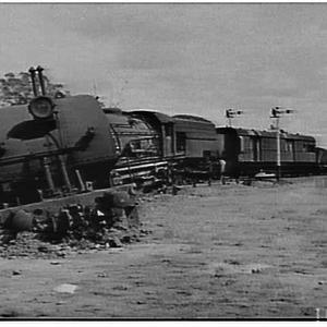 Rail accident and derailment of Melbourne Express (engi...