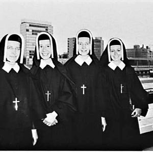 Nuns arrive on the liner Canberra, Sydney International...