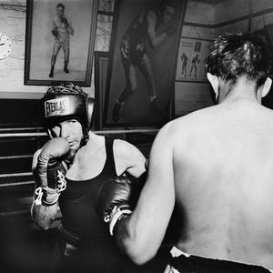 Jimmy Carruthers training for a come-back fight, Ern Mc...