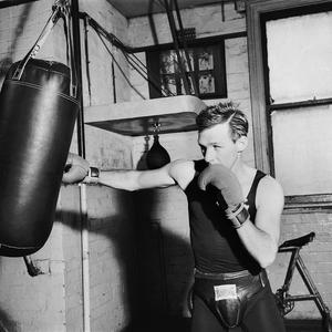 Jimmy Carruthers training for a come-back fight, Ern Mc...