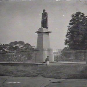 Governor Bourke Statue, Outer Domain