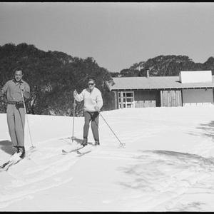 Ski fashions. Kosciuszko and Thredbo, 30 June 1960 / photographs by Lynch