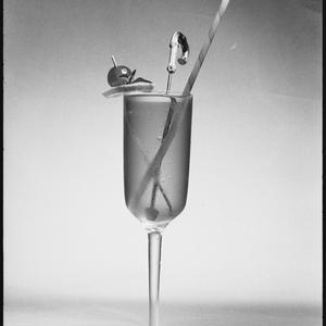Summer drinks, 5 October 1961 / photographs by Lynch