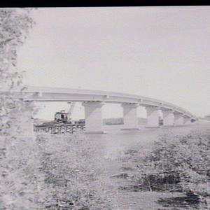 Tea Gardens bridge