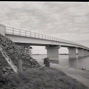New Jerseyville bridge