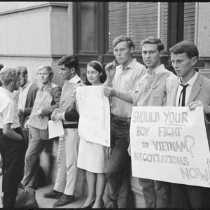 Item 036: Tribune negatives of anti-Vietnam War demonst...