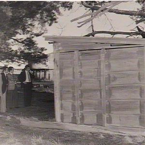 Minister's tour of Mannus prison camp