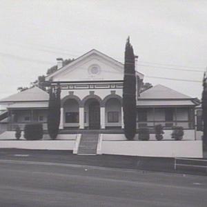 Exterior view of refurbished Lismore Courthouse