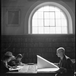File 31: Reading Room, Mitchell Library, 1930s / photog...