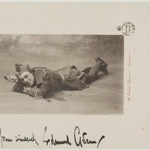 Edmund Gwenn, actor as Touchstone, ca. 1899-1902 / phot...