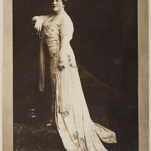 Lillian Nordica, singer, ca. 1913 / The Dover Street Studios, 38 Dover St., Mayfair. London, W.