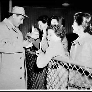 Swing band leader Artie Shaw arrives at Mascot