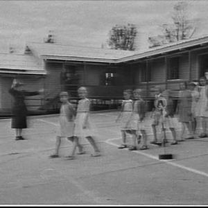 German migrant policewoman, Scheyville Primary School
