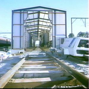 Building the train washing shed, Hornsby railway car sh...