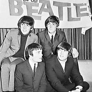 Press conference on the arrival of the Beatles, Sherato...