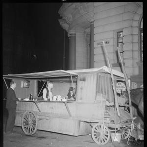 File 27: Sydney, Cafe de Fairfax by night, [1930s-1955]...