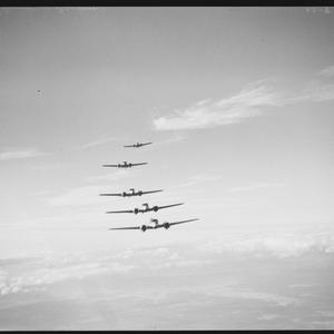Hawker Demons & Avro Ansons - Richmond Aerodrome manoeu...