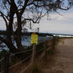 Item 18: Warning sign near water bar, Brunswick Heads, ...