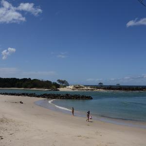 Item 16: Beach, Brunswick Heads, NSW, 5 November 2013 /...