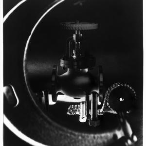 File 13: AGFA contour film tests, 1930-1974 / photograp...