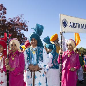 Item 049: Children from Australian Sikh Association pre...