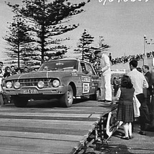 Finish and winners of the 1964 Ampol Trial, Bondi Beach