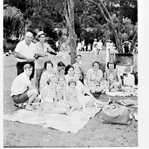 ICI ANZ Botany factory workers' picnic, Lane Cove Natio...
