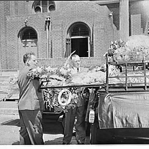 Funeral of Les Ford, MLA member for Dubbo, Manly Method...