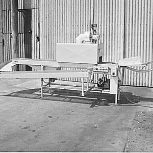 Bread-wrapping machine, National Bag Co., Alexandria