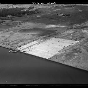 Item 40: Milton Kent aerial views of Homebush Bay, Masc...