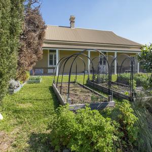 Item 37: Middle Head Community Garden, Middle Head Rd, ...