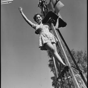 Queensland tour, 18 years old, 1941 / photographed by I...
