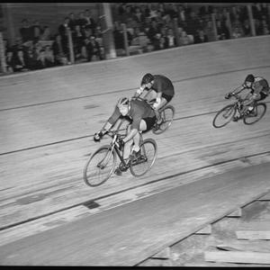 Cycling races Sports Ground, 1 February 1939