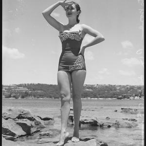 How to pose series (on beach), December 1952 / photogra...